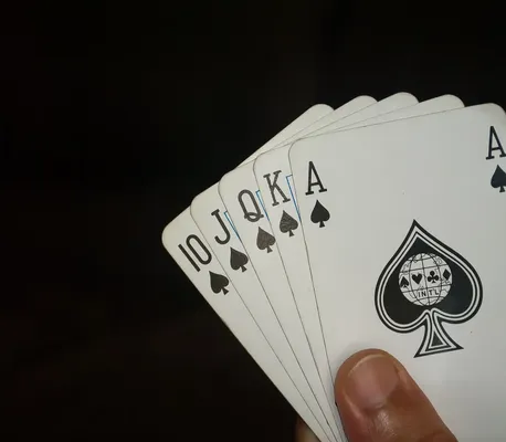 boite de jeu perlin pinpin